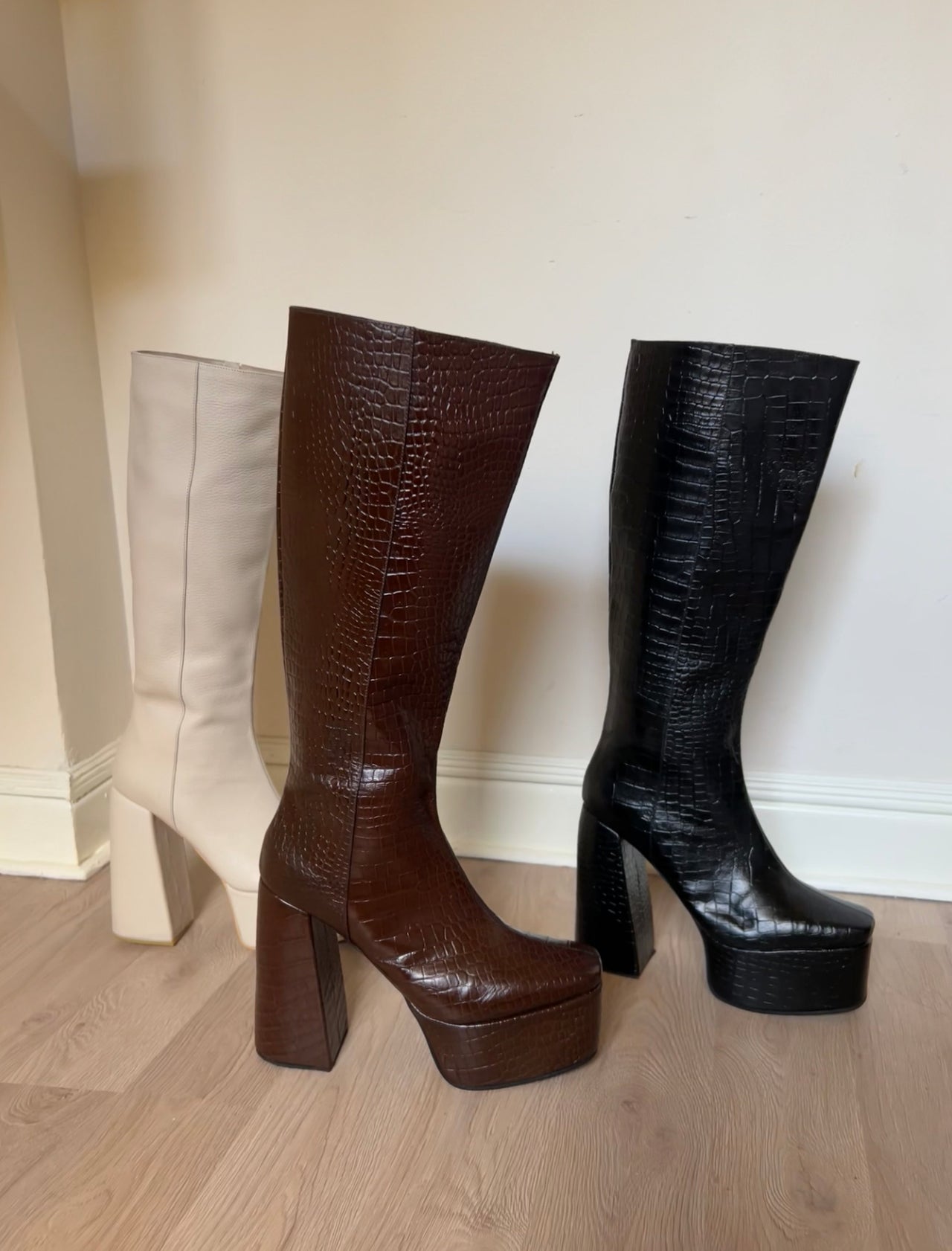 MEGAN BOOTS - CROCO CHOCOLAT